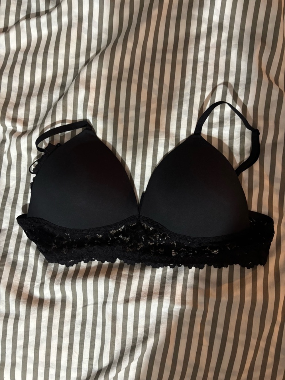 Black Lace Trim T-Shirt Bra - Women's Intimates